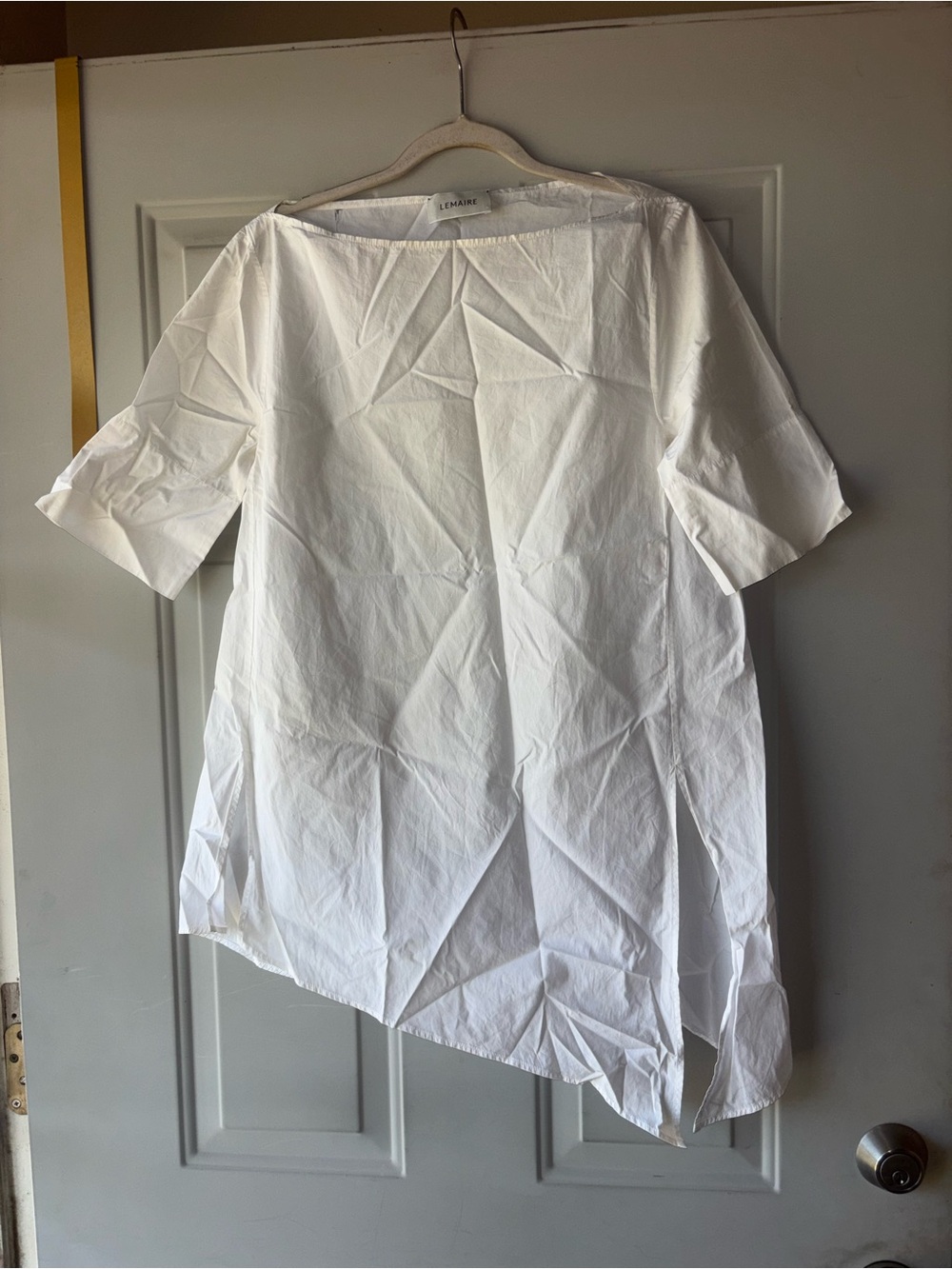 Lemaire white asymmetrical hem top size 38 EU 6 US *FLAW*